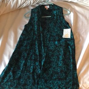 BNWT xs Lularoe Joy